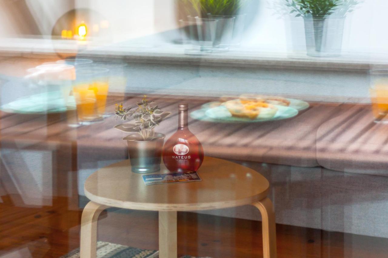 Alfama Lovely Duplex Lisbon Bagian luar foto