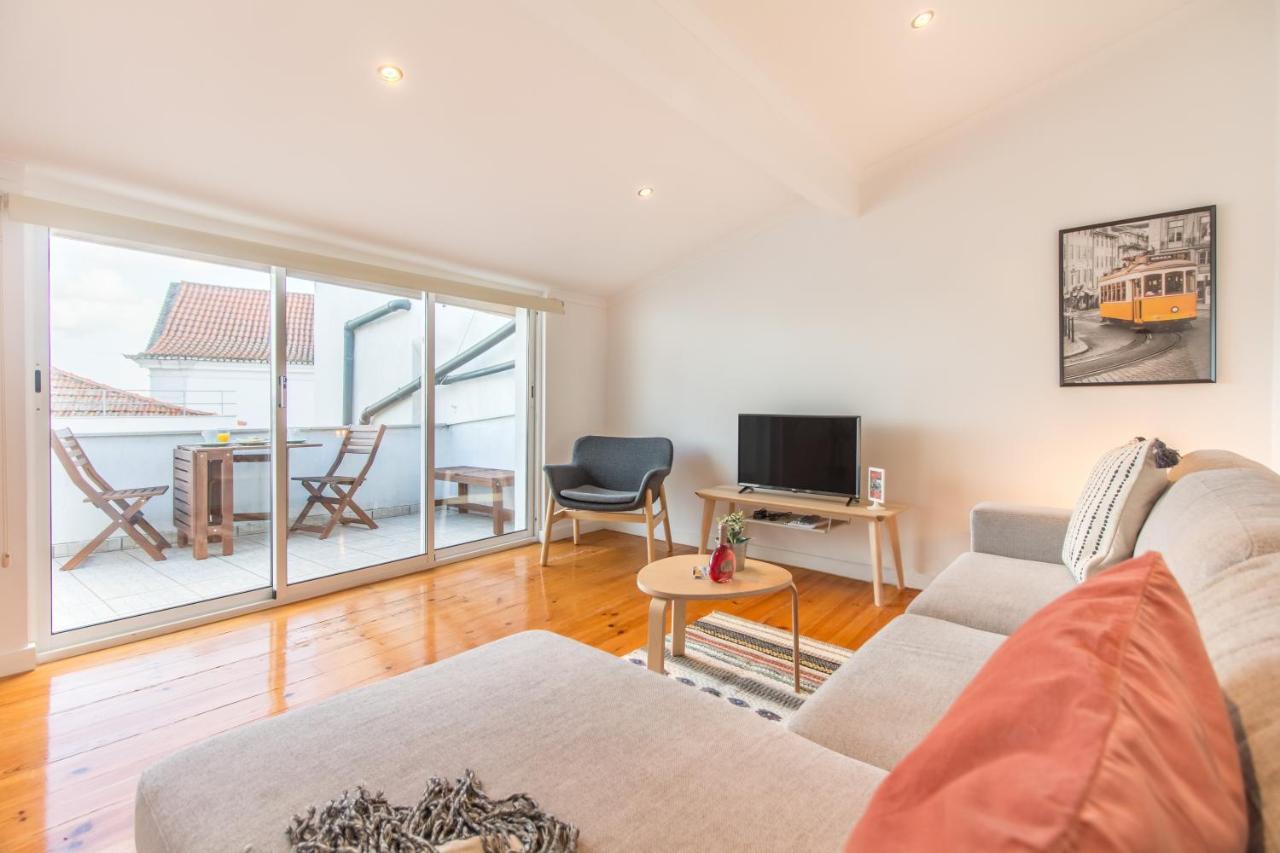 Alfama Lovely Duplex Lisbon Bagian luar foto