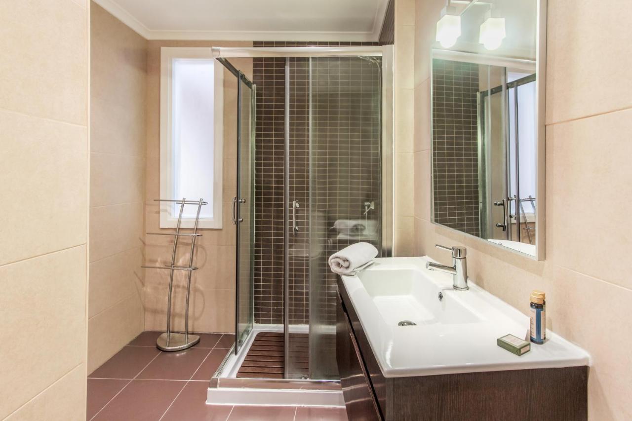 Alfama Lovely Duplex Lisbon Bagian luar foto